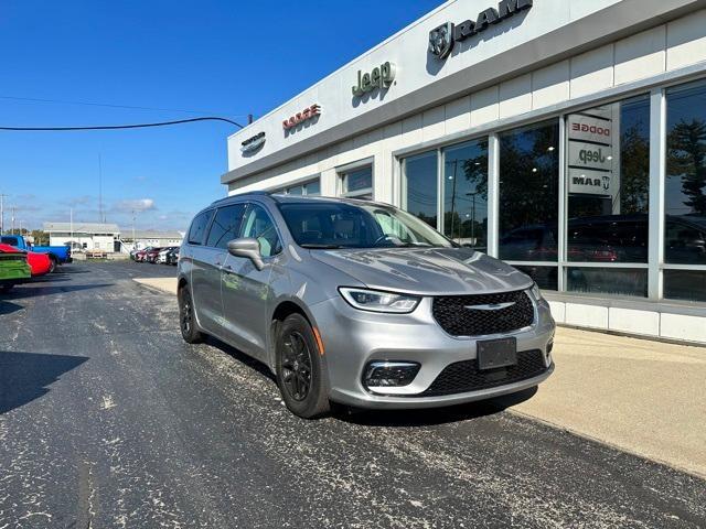 used 2021 Chrysler Pacifica car, priced at $24,701