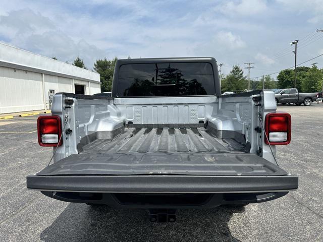 used 2022 Jeep Gladiator car, priced at $33,500