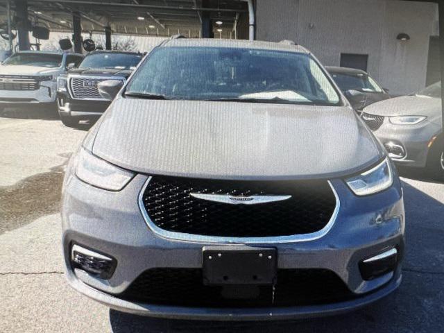 used 2022 Chrysler Pacifica car, priced at $20,995