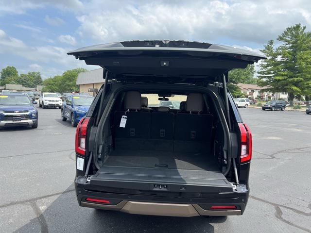 new 2025 Ford Expedition car, priced at $85,170