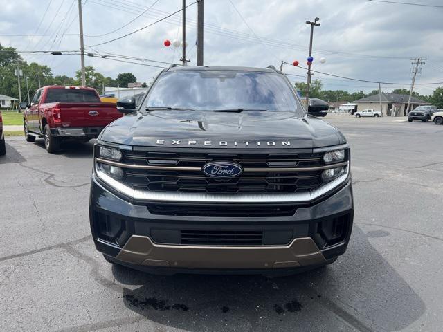 new 2025 Ford Expedition car, priced at $85,170