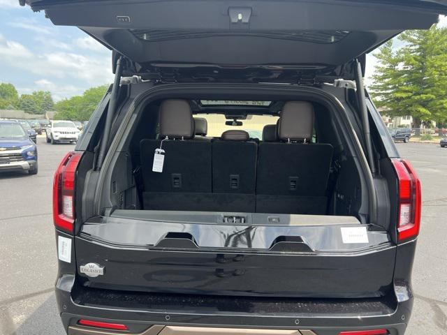 new 2025 Ford Expedition car, priced at $85,170