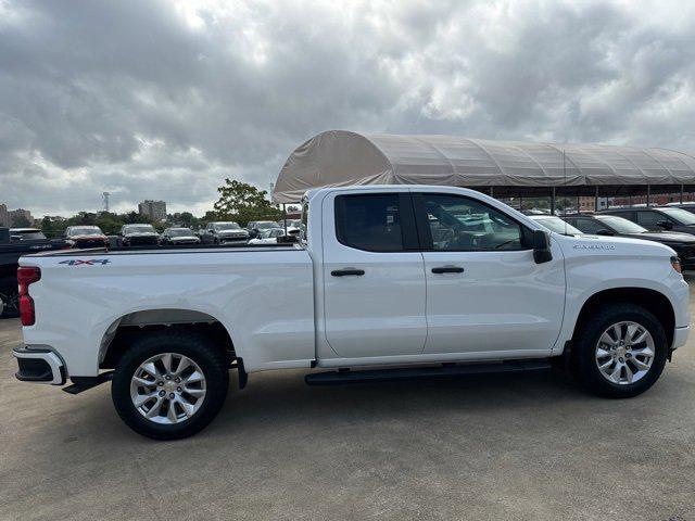 new 2024 Chevrolet Silverado 1500 car, priced at $42,995