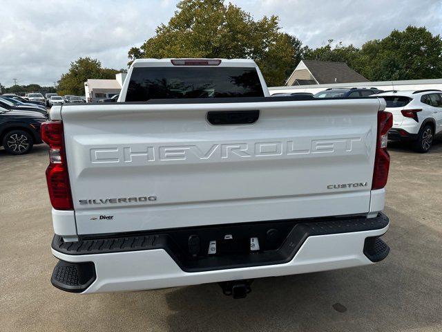 new 2024 Chevrolet Silverado 1500 car, priced at $42,995