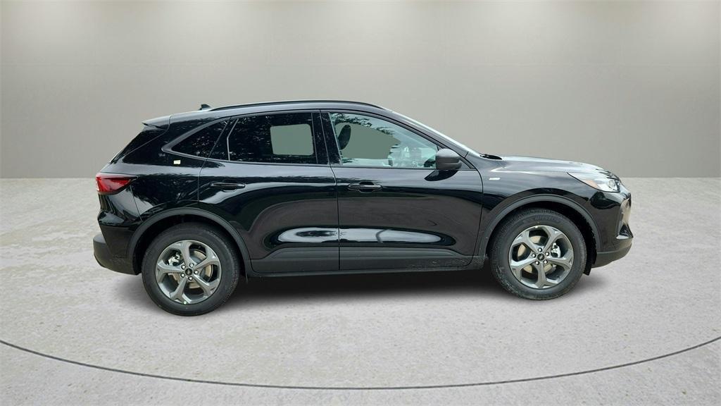 new 2025 Ford Escape car, priced at $30,395