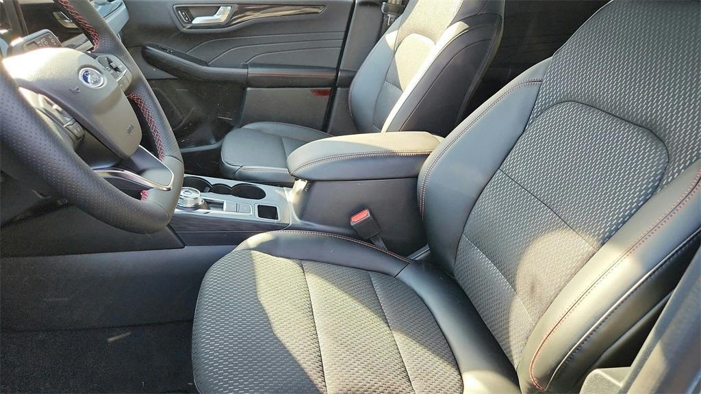 new 2026 Ford Escape car, priced at $29,127