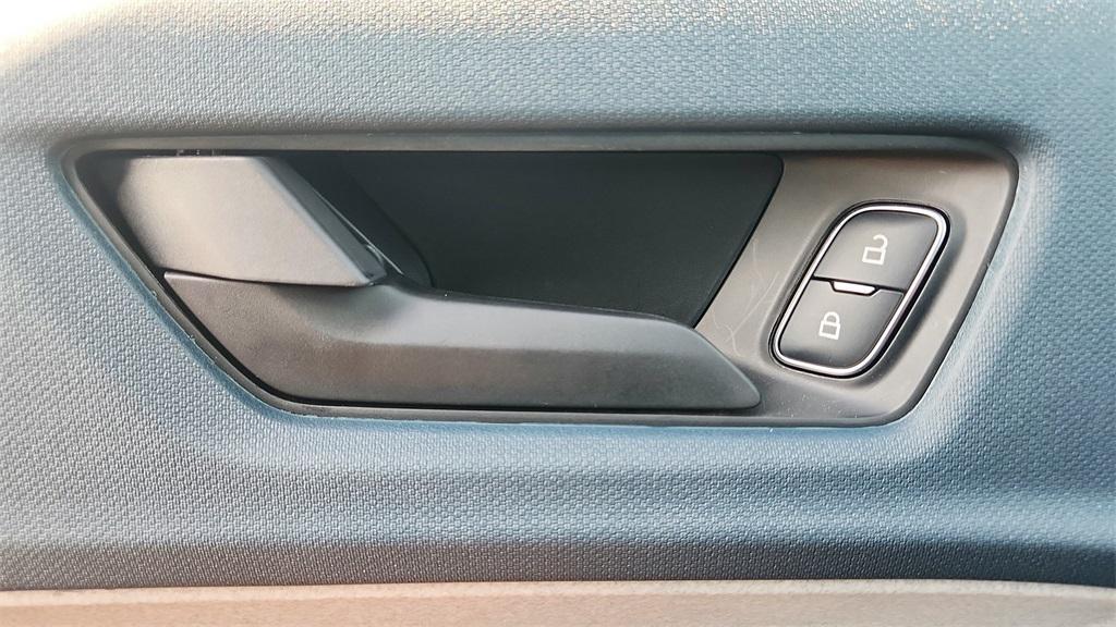 new 2025 Ford Maverick car, priced at $29,587