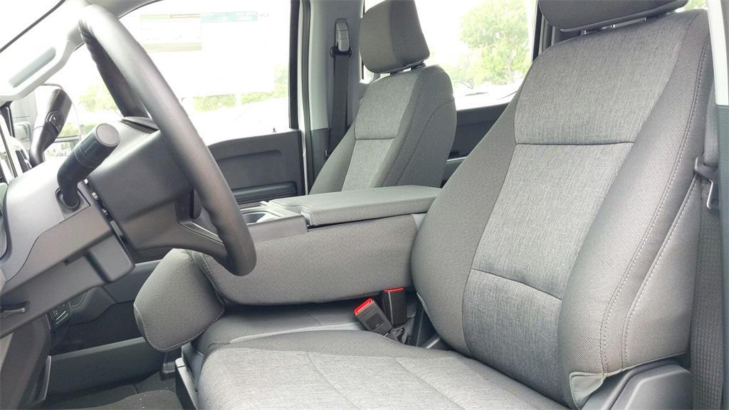new 2025 Ford F-250 car, priced at $62,126