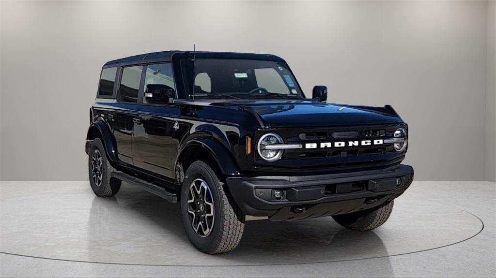 new 2024 Ford Bronco car, priced at $46,860