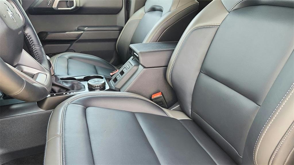 new 2025 Ford Bronco car, priced at $50,365