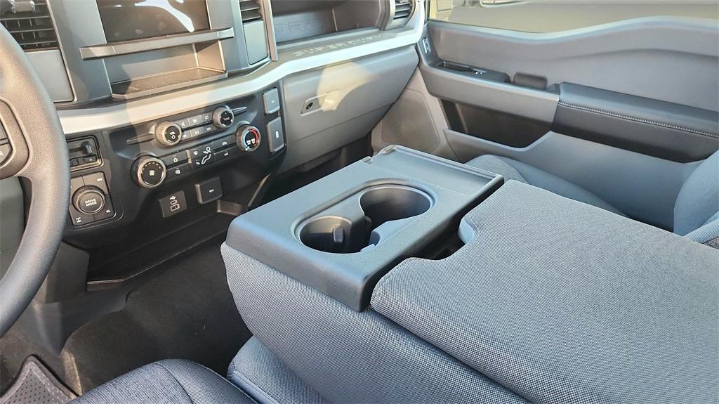 new 2025 Ford F-250 car, priced at $63,552