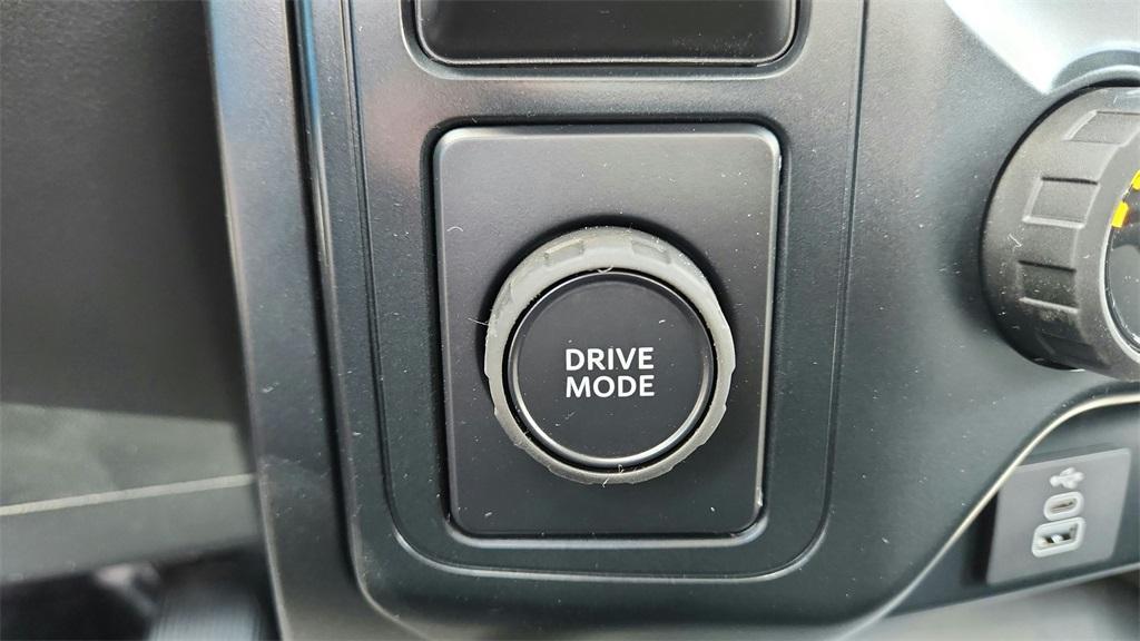 new 2025 Ford F-150 car, priced at $36,924