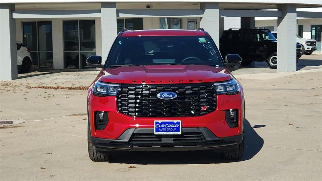 new 2025 Ford Explorer car, priced at $53,751