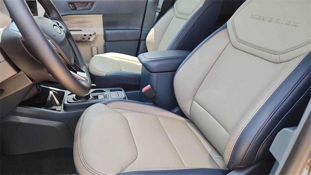 new 2025 Ford Maverick car, priced at $36,092