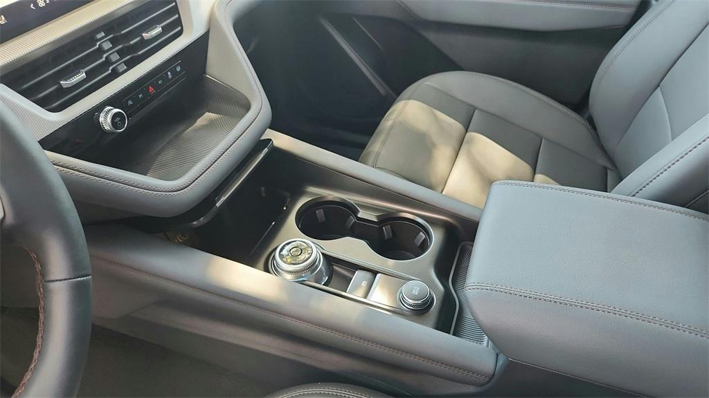new 2025 Ford Explorer car, priced at $42,704