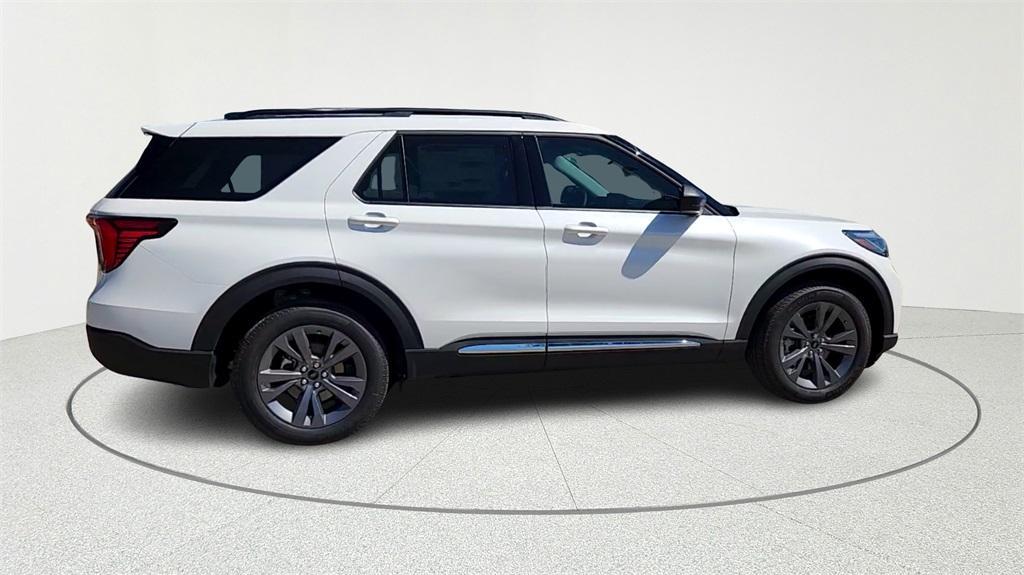new 2025 Ford Explorer car, priced at $42,704