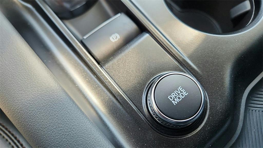 new 2025 Ford Explorer car, priced at $42,704