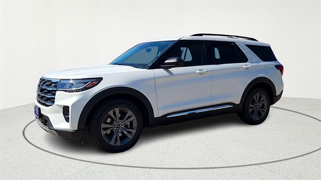 new 2025 Ford Explorer car, priced at $42,704