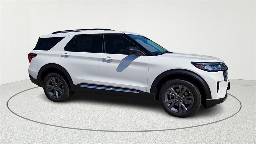 new 2025 Ford Explorer car, priced at $42,704