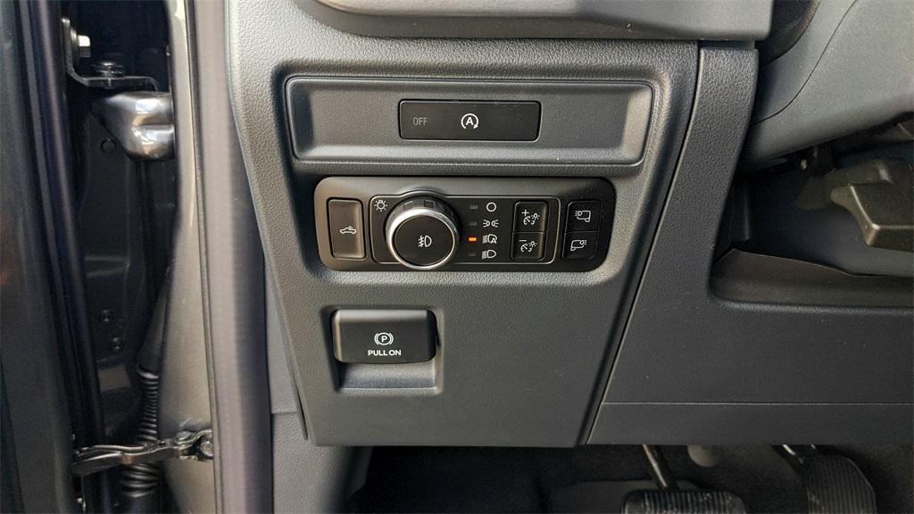 new 2025 Ford F-150 car, priced at $53,701