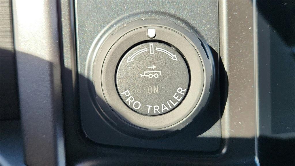 new 2025 Ford F-150 car, priced at $46,884