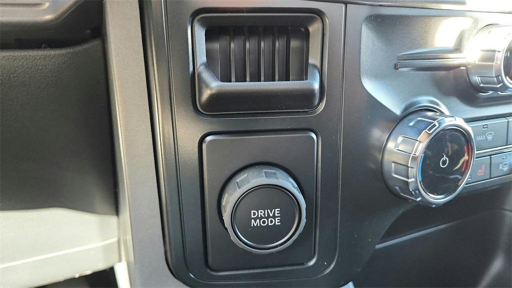 new 2025 Ford F-150 car, priced at $46,884