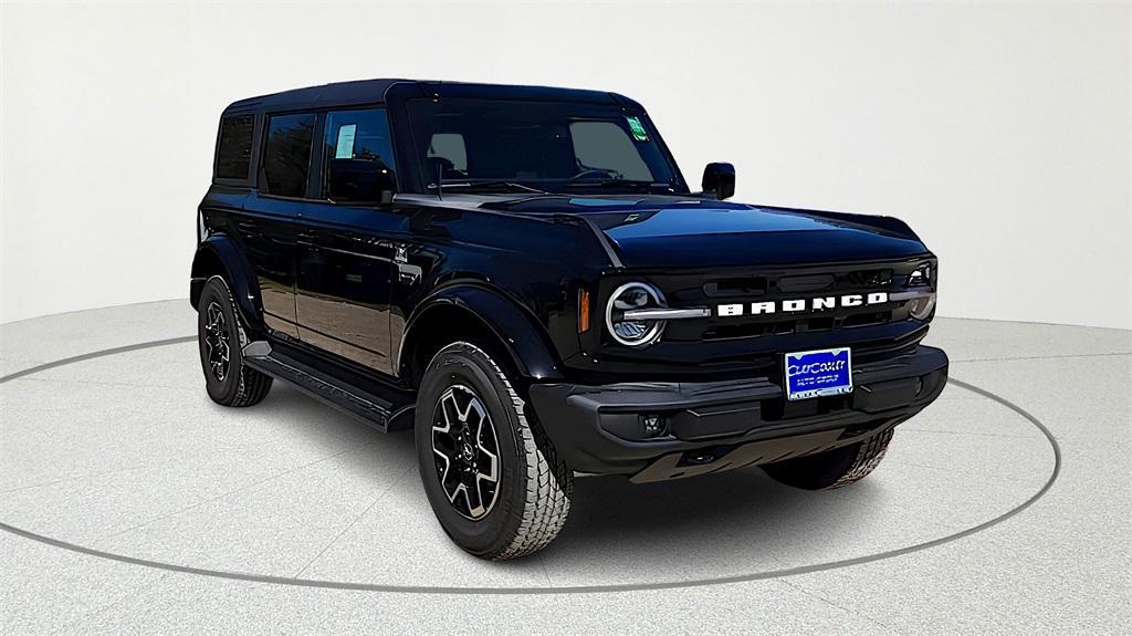 new 2025 Ford Bronco car, priced at $44,566