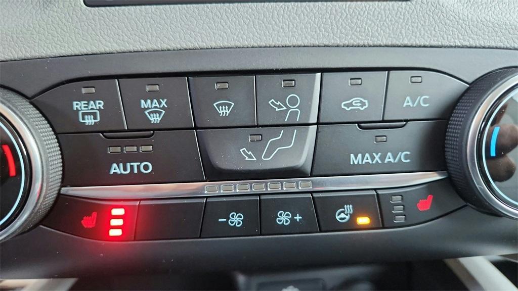 new 2025 Ford Escape car, priced at $23,718