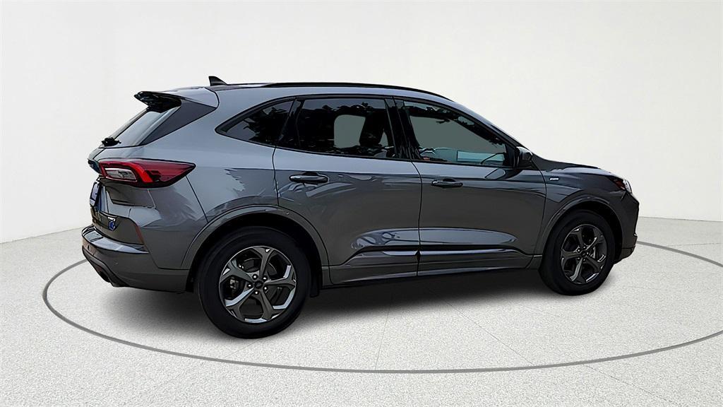 used 2023 Ford Escape car, priced at $25,000