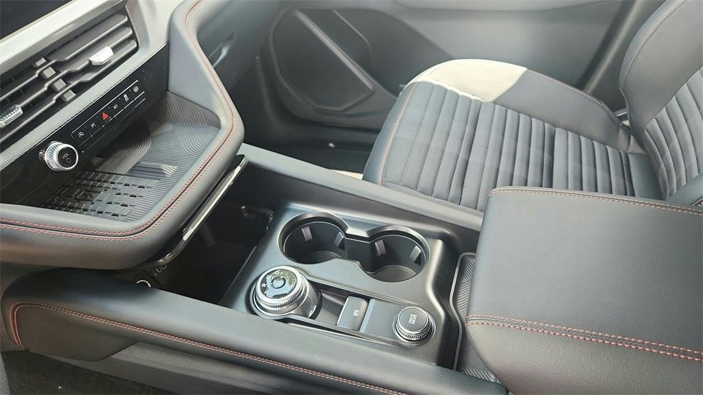 new 2025 Ford Explorer car, priced at $40,154