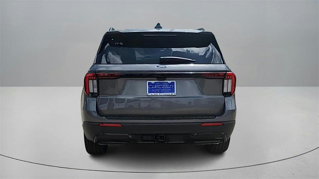 new 2025 Ford Explorer car, priced at $40,154