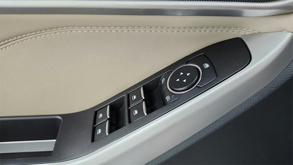 used 2023 Ford Explorer car, priced at $33,000