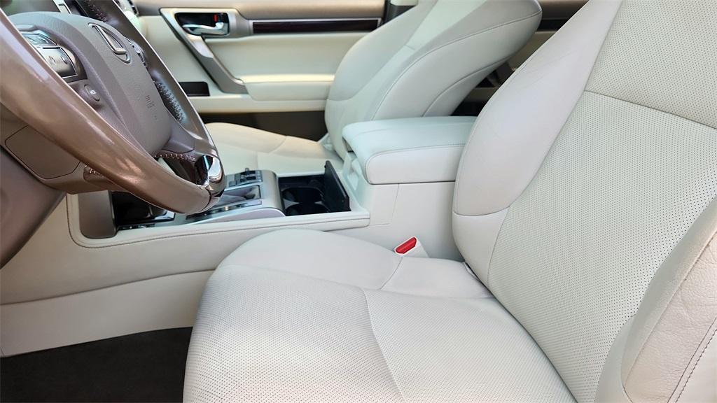 used 2018 Lexus GX 460 car, priced at $34,000