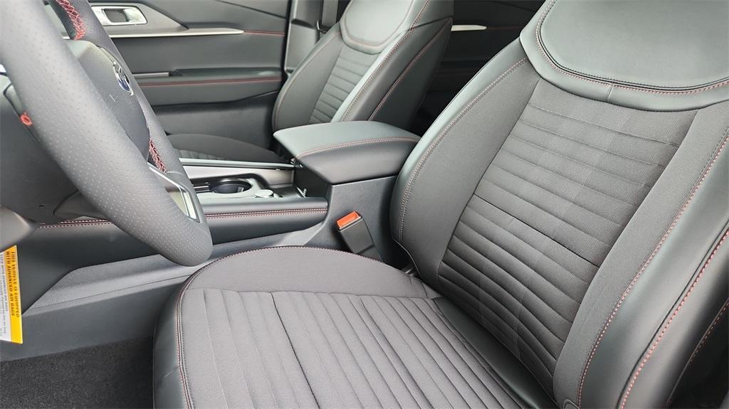new 2025 Ford Explorer car, priced at $40,545