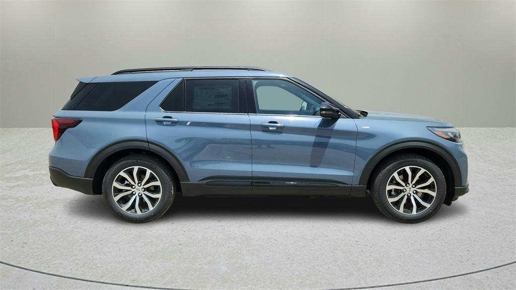 new 2025 Ford Explorer car, priced at $40,545