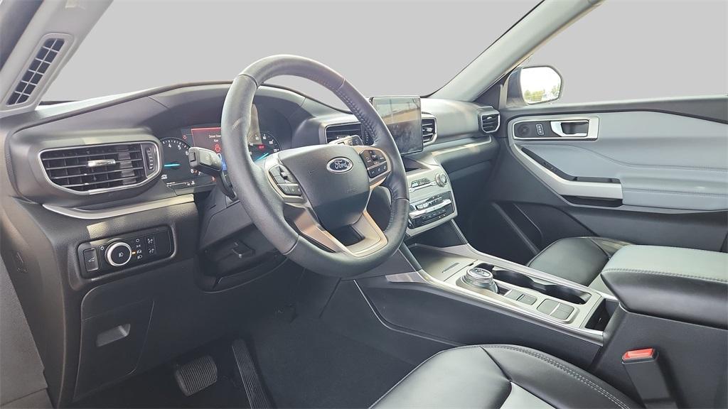 used 2023 Ford Explorer car, priced at $29,500