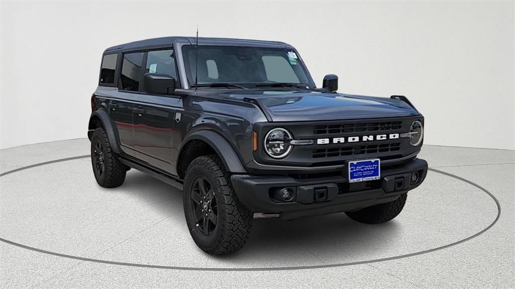 new 2025 Ford Bronco car, priced at $43,580