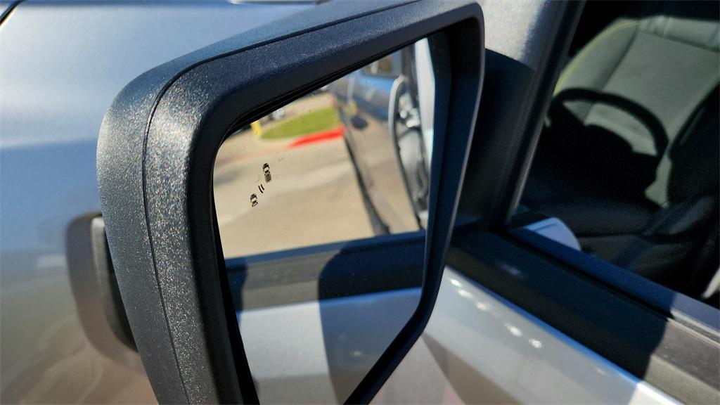new 2025 Ford F-150 car, priced at $41,091