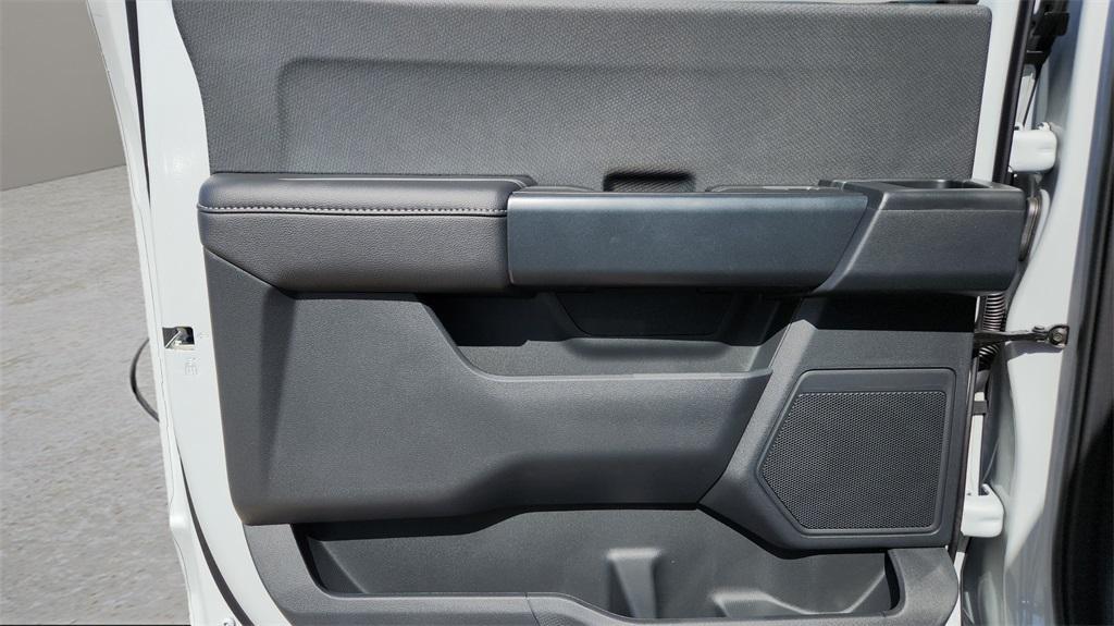 new 2025 Ford F-150 car, priced at $39,841