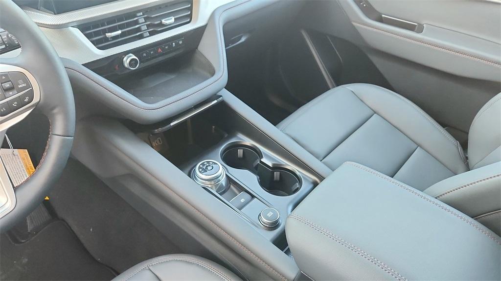 new 2025 Ford Explorer car, priced at $38,679