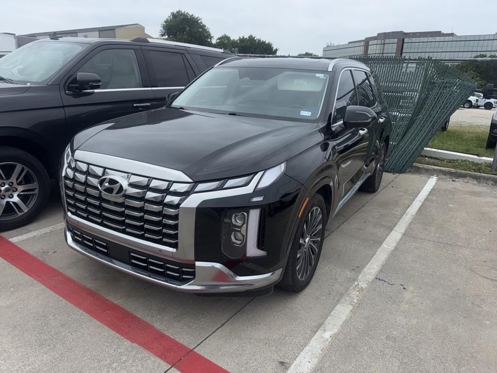 used 2023 Hyundai Palisade car, priced at $39,000