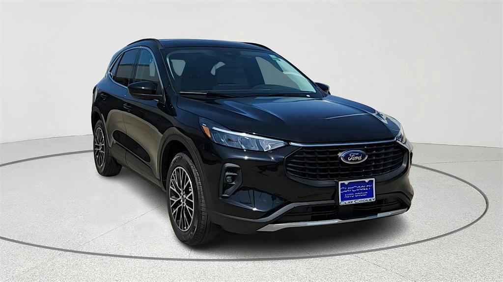 new 2025 Ford Escape car, priced at $28,728