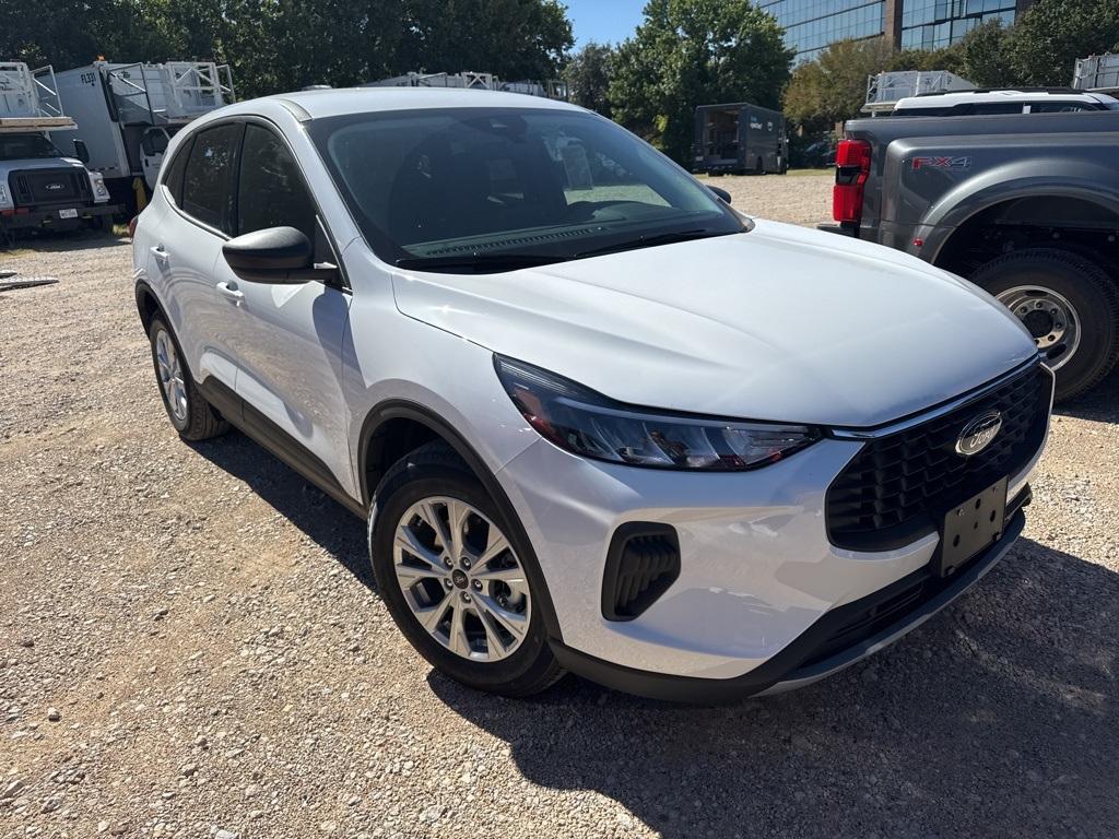 new 2025 Ford Escape car, priced at $23,391