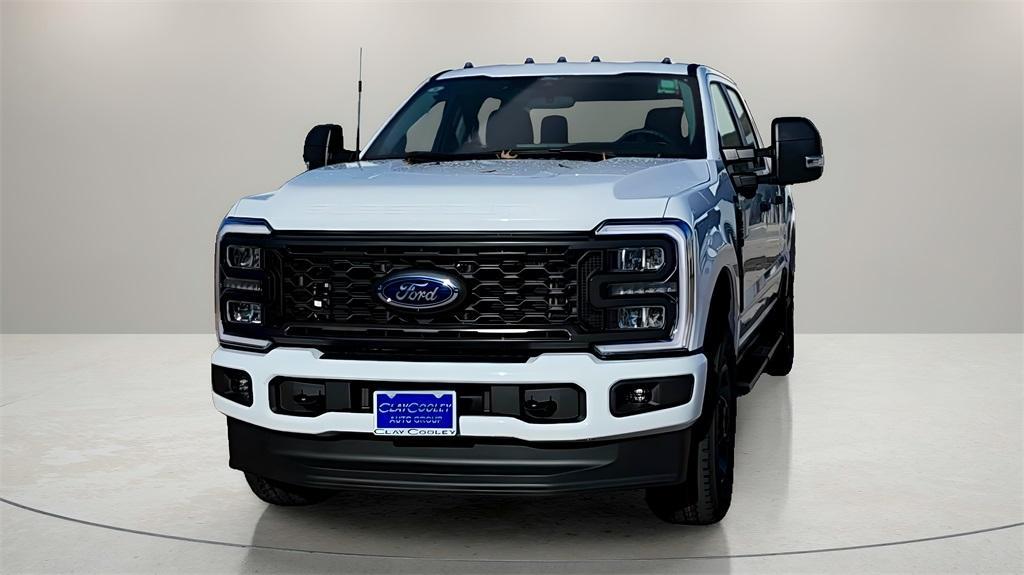 new 2024 Ford F-250 car, priced at $61,994