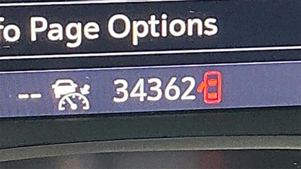 used 2022 Chevrolet Equinox car, priced at $23,000