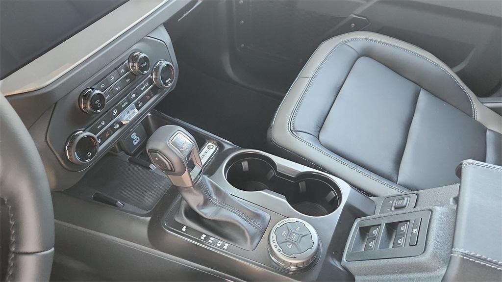 new 2025 Ford Bronco car, priced at $52,771