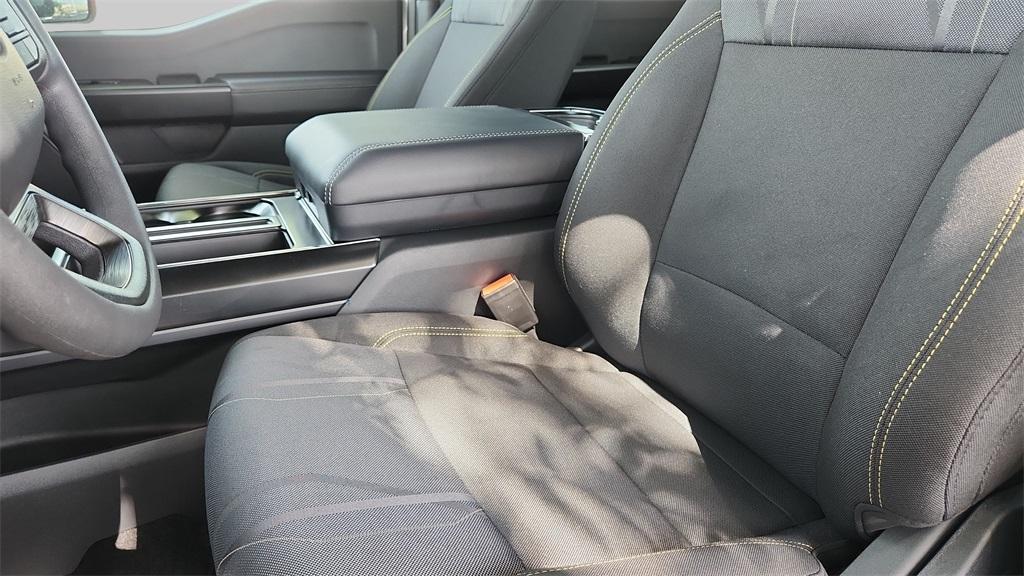 new 2025 Ford F-150 car, priced at $42,297