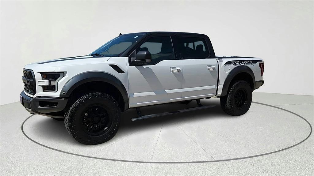 used 2019 Ford F-150 car, priced at $40,000