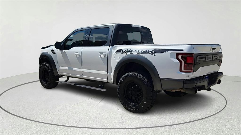 used 2019 Ford F-150 car, priced at $40,000