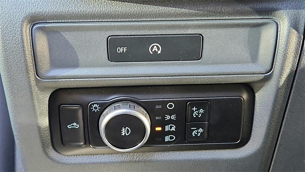 new 2025 Ford F-150 car, priced at $45,704